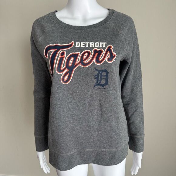 MLB Detroit Tigers Logo Graphic Raglan Sweatshirt - Picture 2 of 8